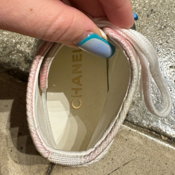 Chanel Printed Multicolor High Top Sneaker CC Logo - Picture 7 of 13